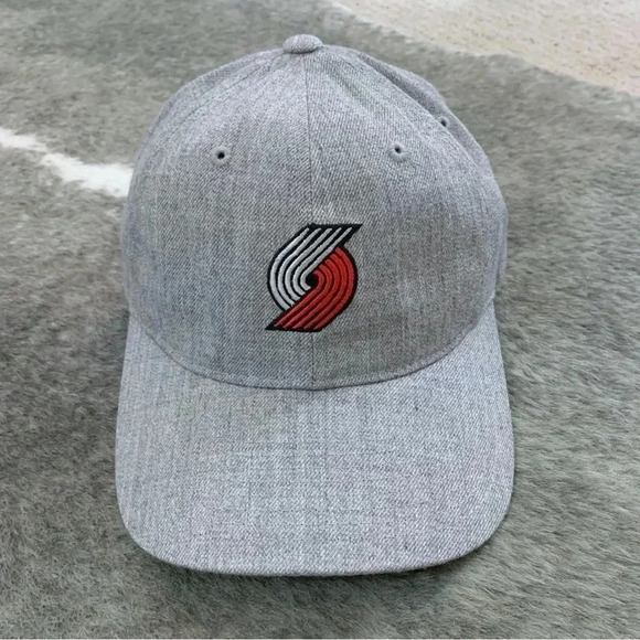 Mitchell & Ness Portland Blazers Hat - Picture 3 of 13